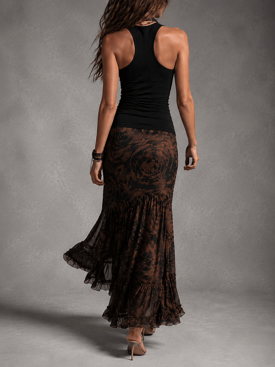 Rossana | Conjunto de Top Halter y Falda Larga de Malla