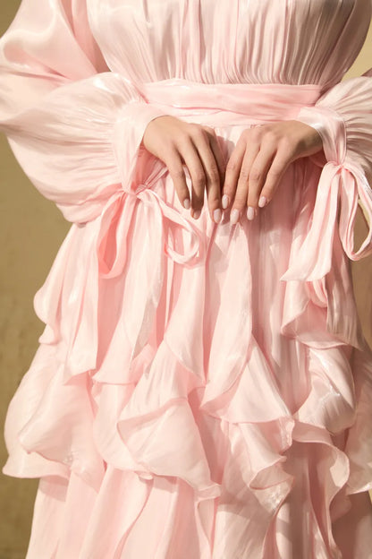 Vestido largo Estella con mangas abullonadas y ribete de volantes
