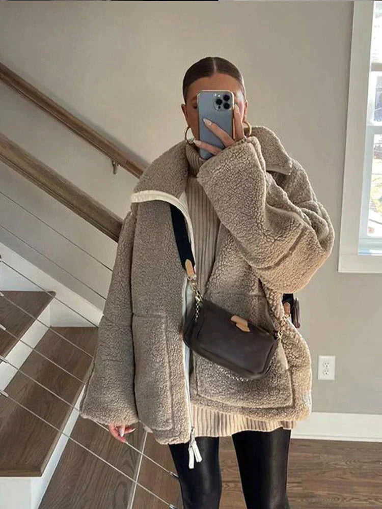 Silvana | Chamarra Teddy Oversize de Cuello Alto